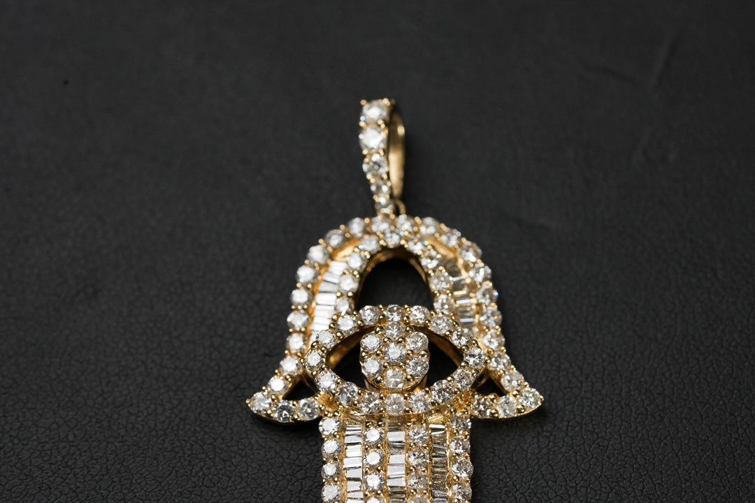 Yellow Gold Hamsa Pendant 14K