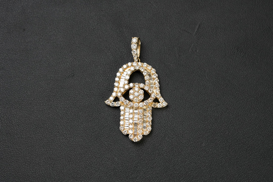 Yellow Gold Hamsa Pendant 14K