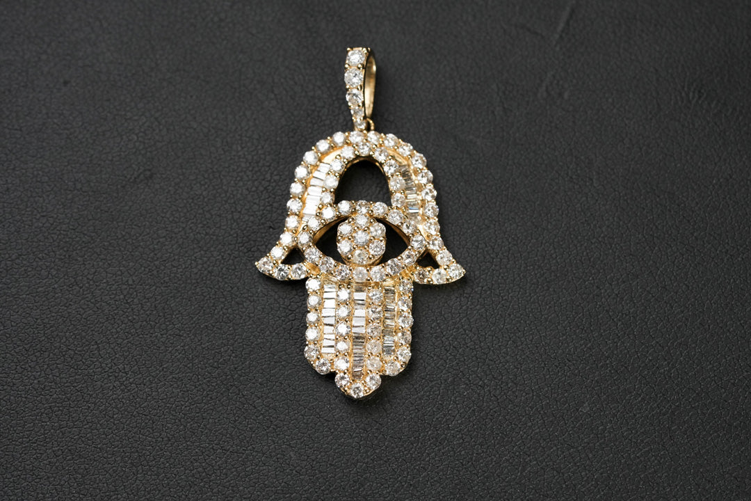 Yellow Gold Hamsa Pendant 14K